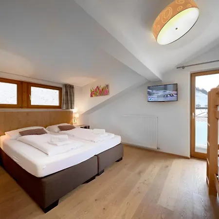 Panoramic Penthouse 10 Min To Zell Am & Kaprun Apartment